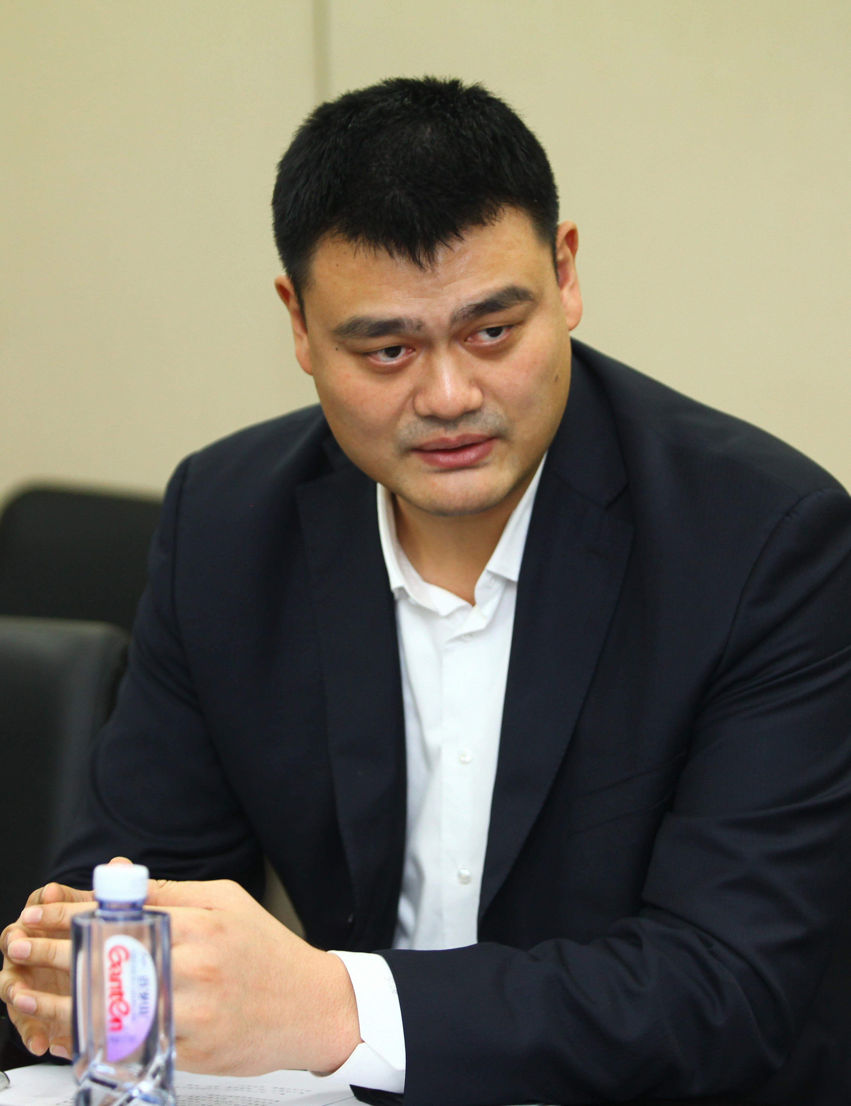 如今