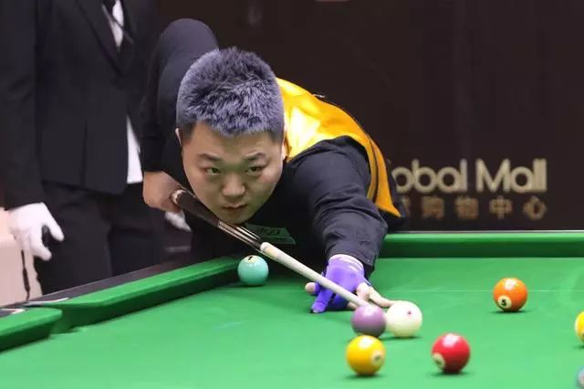 他的背身技 他的背身技