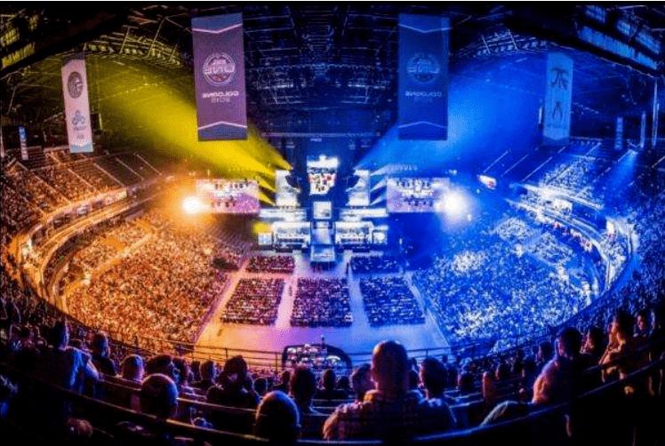 她凭借出色 她凭借出色