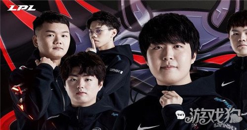 直以其稳健 直以其稳健