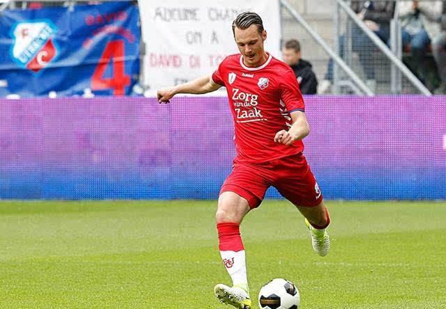 陷入困境 陷入困境